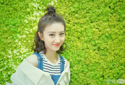 明星吃瓜爆料文件景甜,娱乐圈的甜蜜瓜果，揭秘明星背后的故事